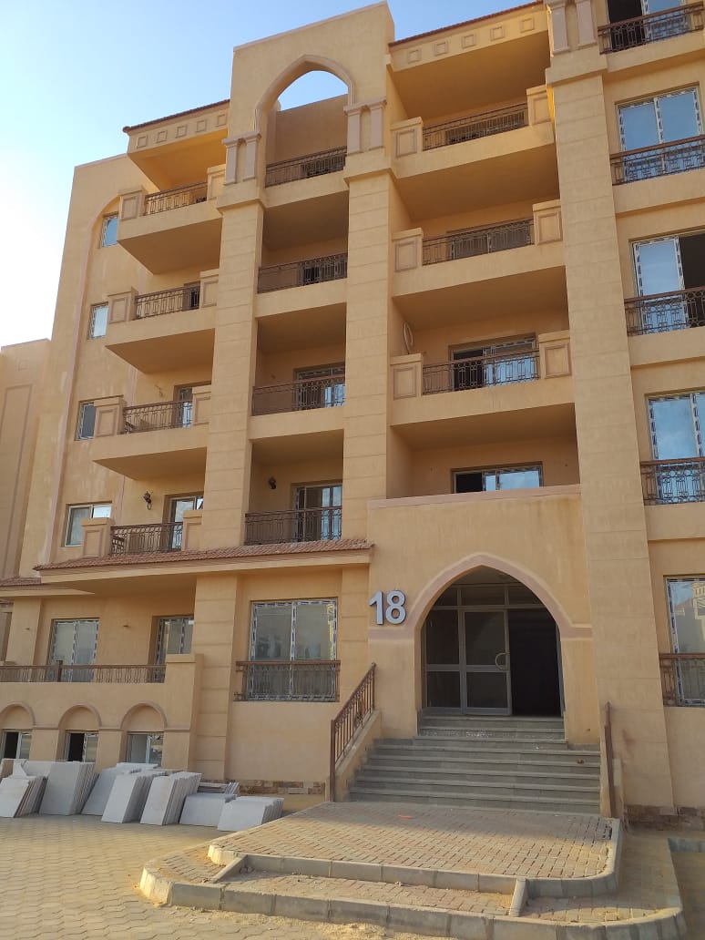شقه بمدينة هليوبليس الجديدة 